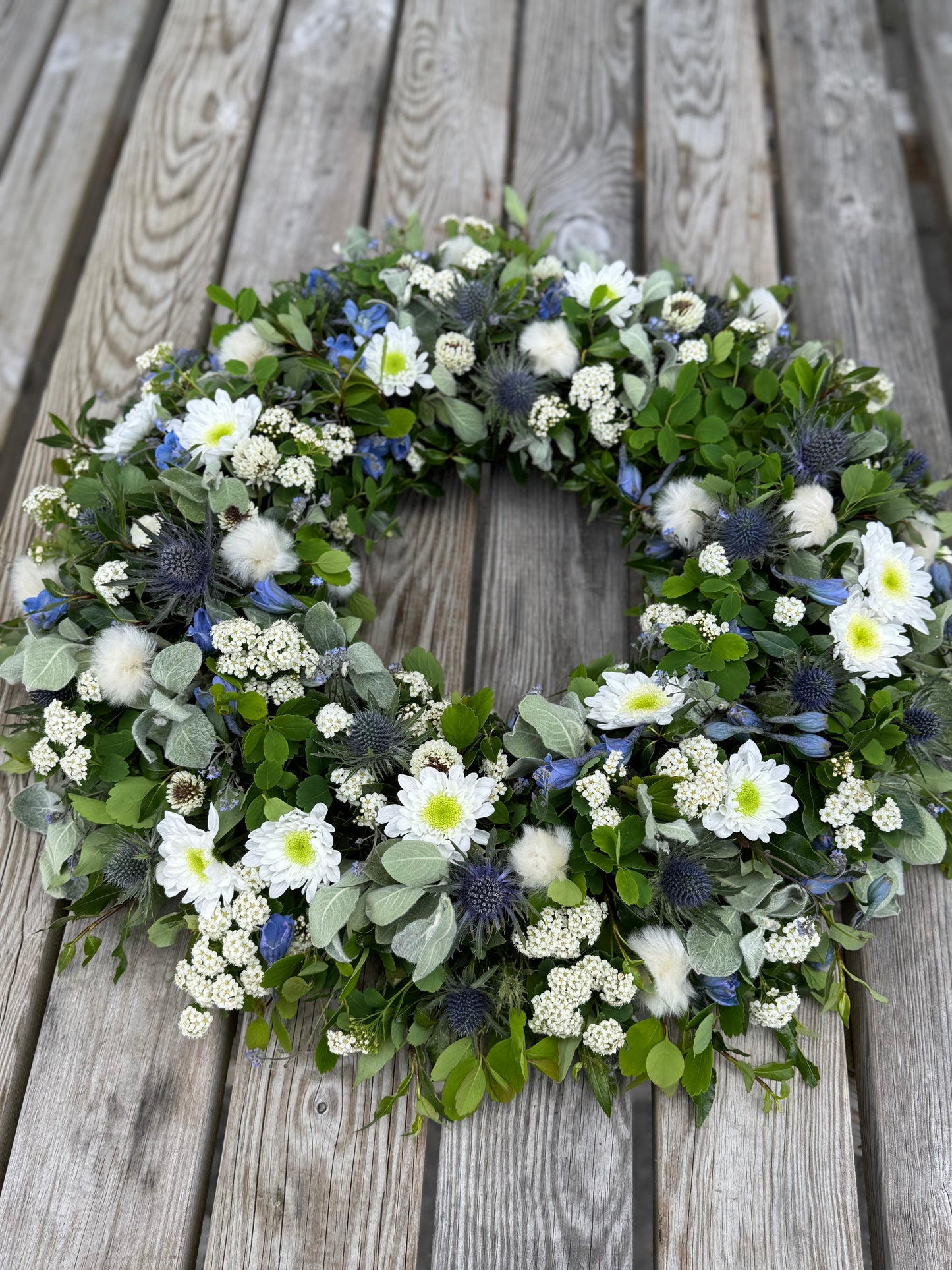 Íslenskur útfarakrans (júní-ágúst)